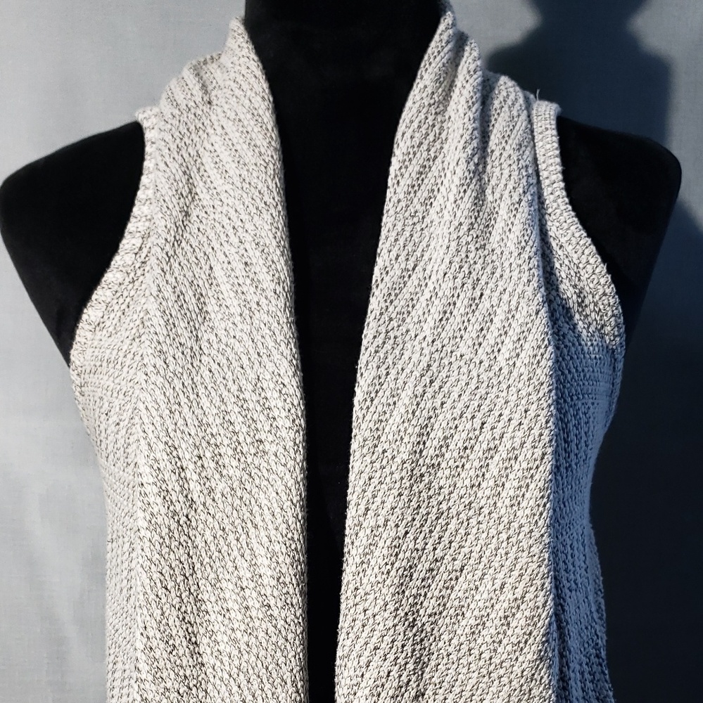 ISSI Sweater Vest